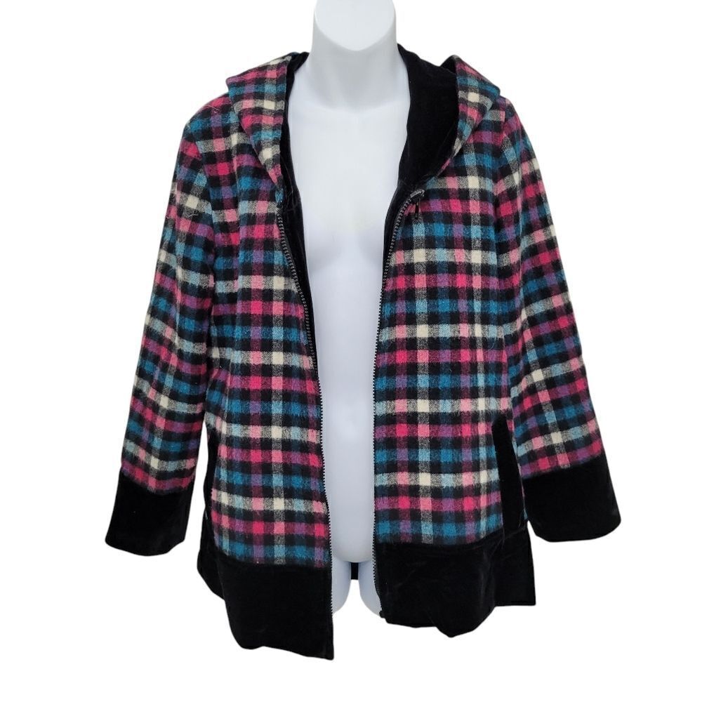 2/$20 Y2K Black & Blue Plaid Pattern Jacket Size: M
